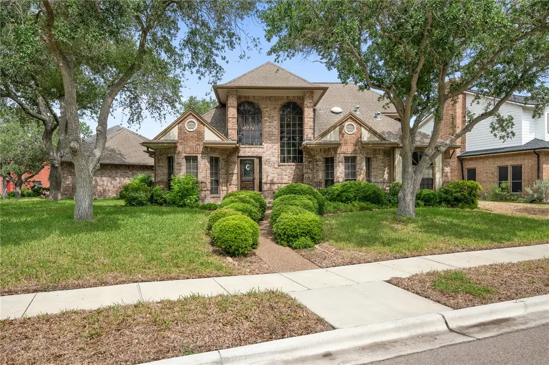 4510 Canyon Lake Circle, Corpus Christi, TX 78413 - #1