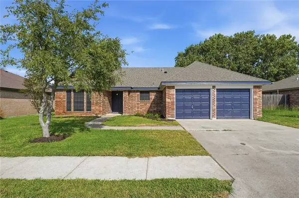 2087 Sabal Drive, Ingleside, TX 78362
