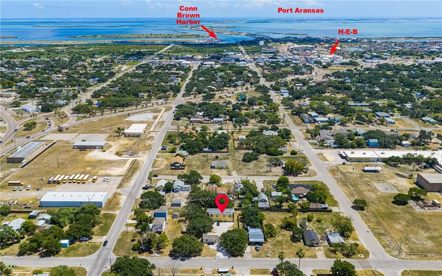 223 S 8th Street, Aransas Pass, TX 78336 - #2