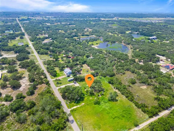 1520 Eighteenth Street, Rockport, TX 78382