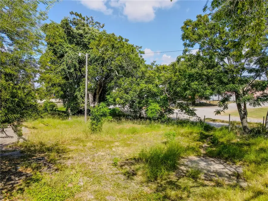 926 Park Avenue, Corpus Christi, TX 78401 - #2