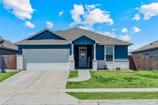 1713 Flagship Drive, Corpus Christi, TX 78410