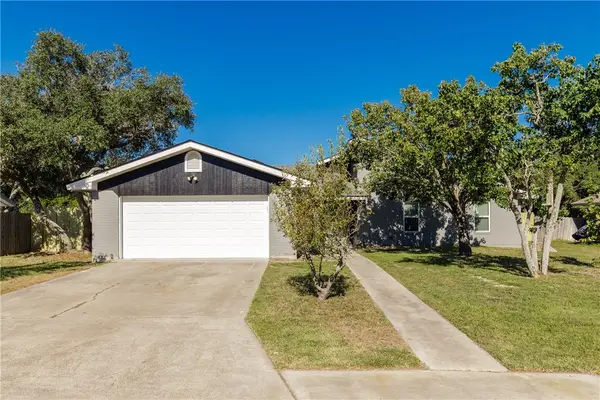 110 Wehring Lane, Aransas Pass, TX 78336