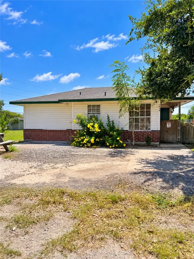 1913 Sandy Way, Corpus Christi, TX 78418 - #1