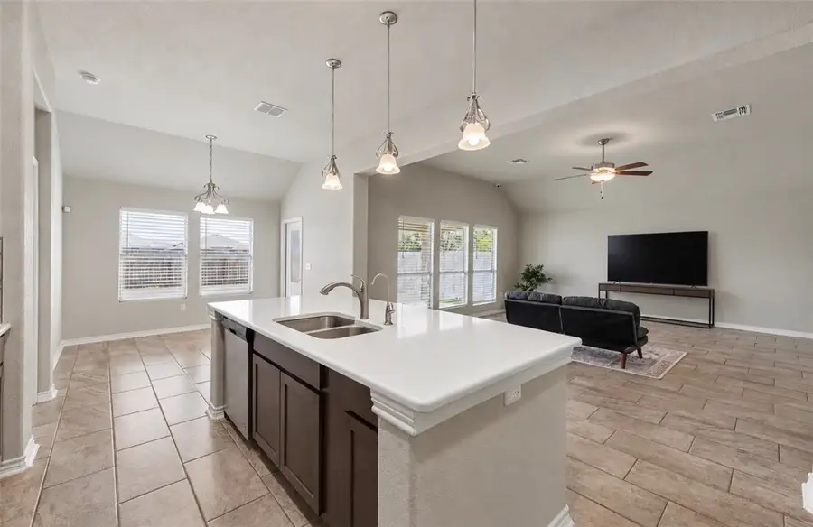 2205 Pajaro Lane, Corpus Christi, TX 78414 - #2