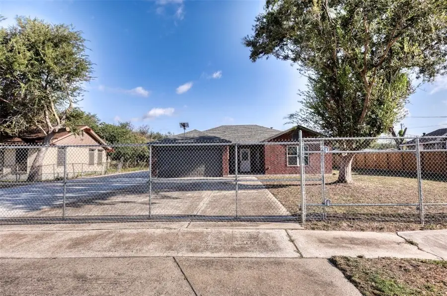 950 Mendoza Street, Corpus Christi, TX 78416 - #2
