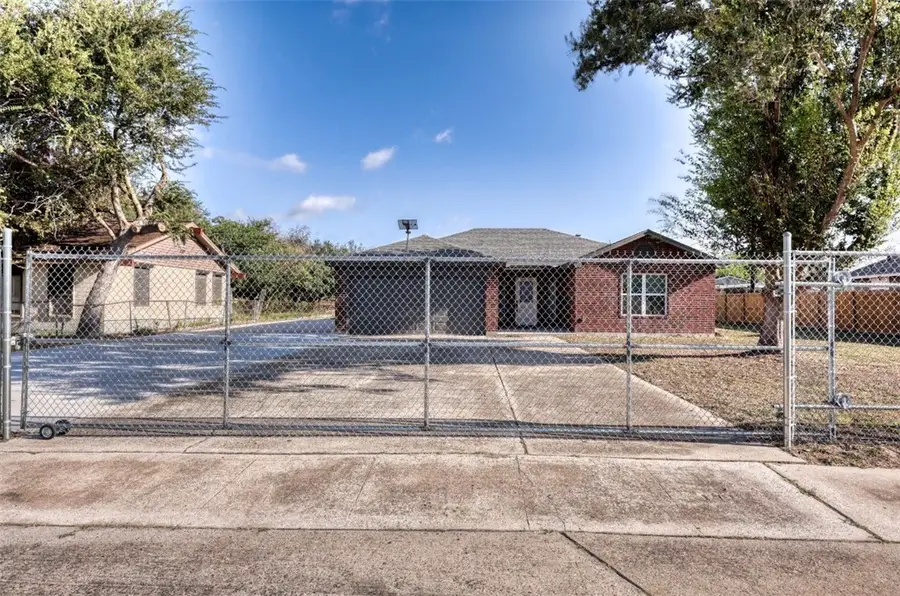 950 Mendoza Street, Corpus Christi, TX 78416 - #3