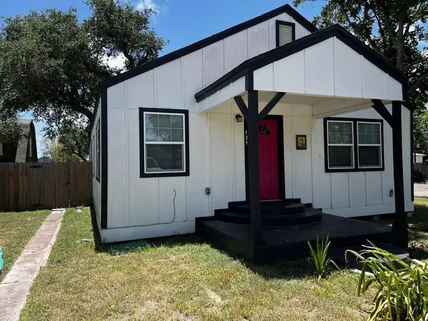 131 S Rife, Aransas Pass, TX 78335