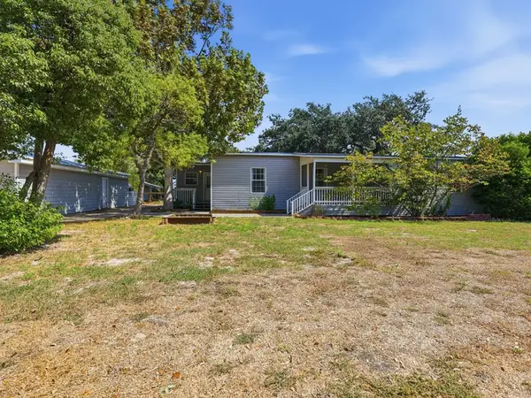 324 E King, Rockport, TX 78382