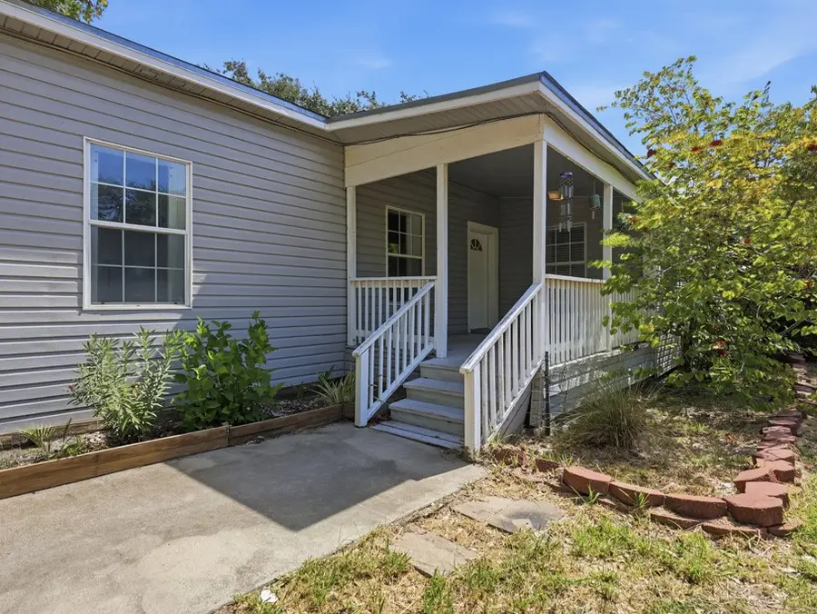 324 E King, Rockport, TX 78382 - #2