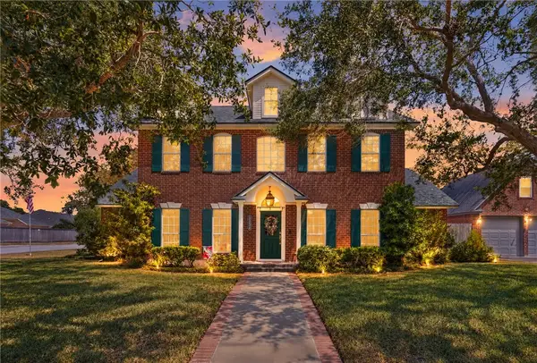 4502 Lake Charles Drive, Corpus Christi, TX 78413
