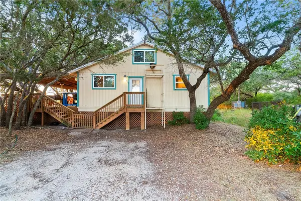 2301 Lone Star Road, Rockport, TX 78382