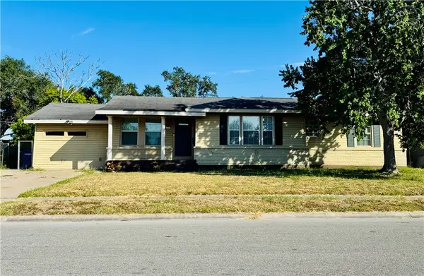1410 Casa Linda Drive, Corpus Christi, TX 78411