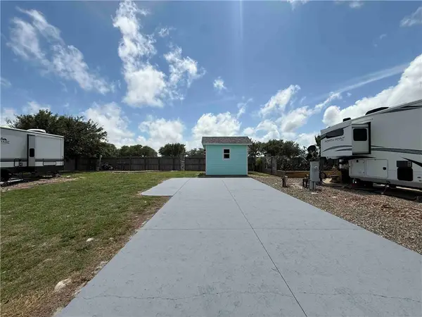 63 Augusta Circle, Aransas Pass, TX 78336