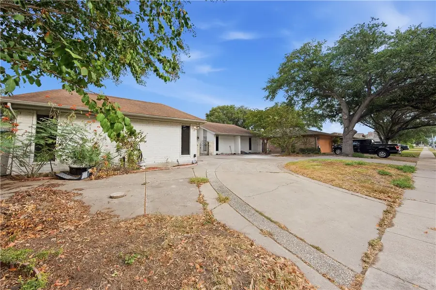 4325 Wood River Drive, Corpus Christi, TX 78410 - #3