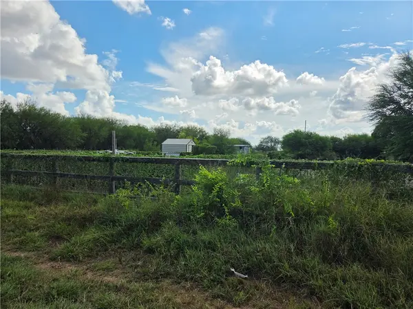 7124 County Road 2379, Sinton, TX 78387