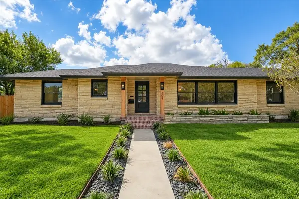 301 Pasadena Place, Corpus Christi, TX 78411