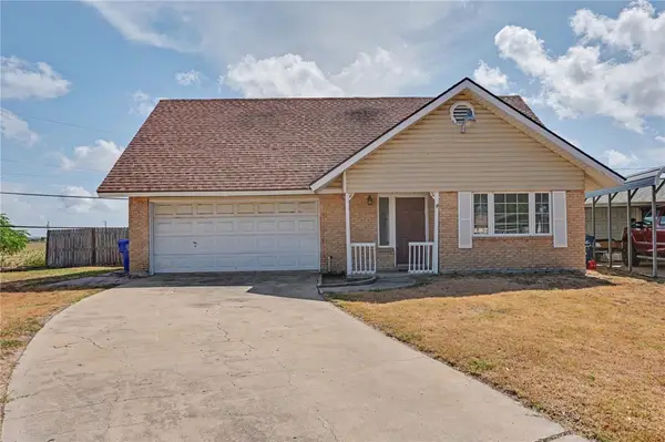 214 Hialeah Drive, Corpus Christi, TX 78418