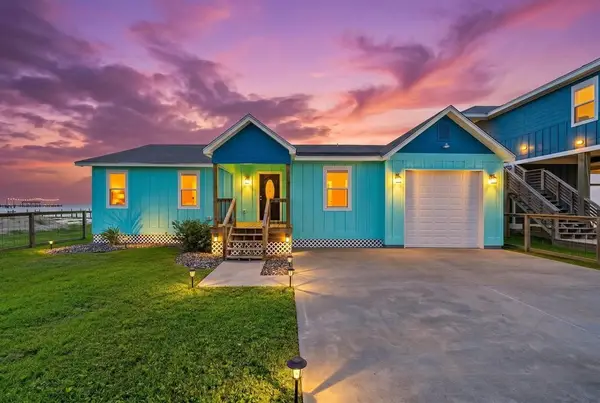 122 Dead Ends Drive, Rockport, TX 78382