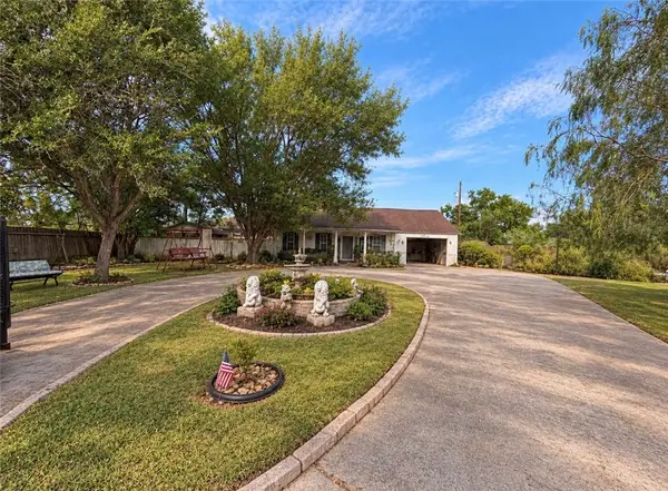 105 Walker St (benbolt) Street, Alice, TX 78332