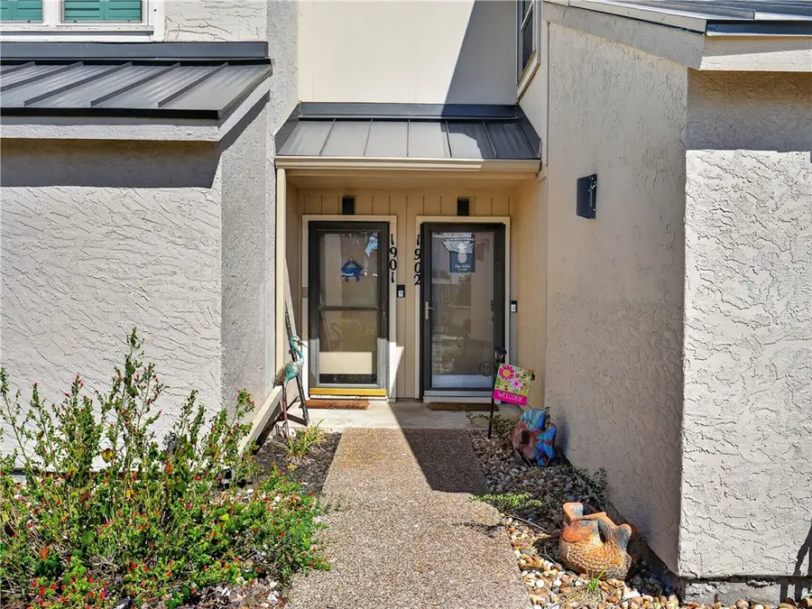 1902 Bayhouse Drive, Rockport, TX 78382 - #2