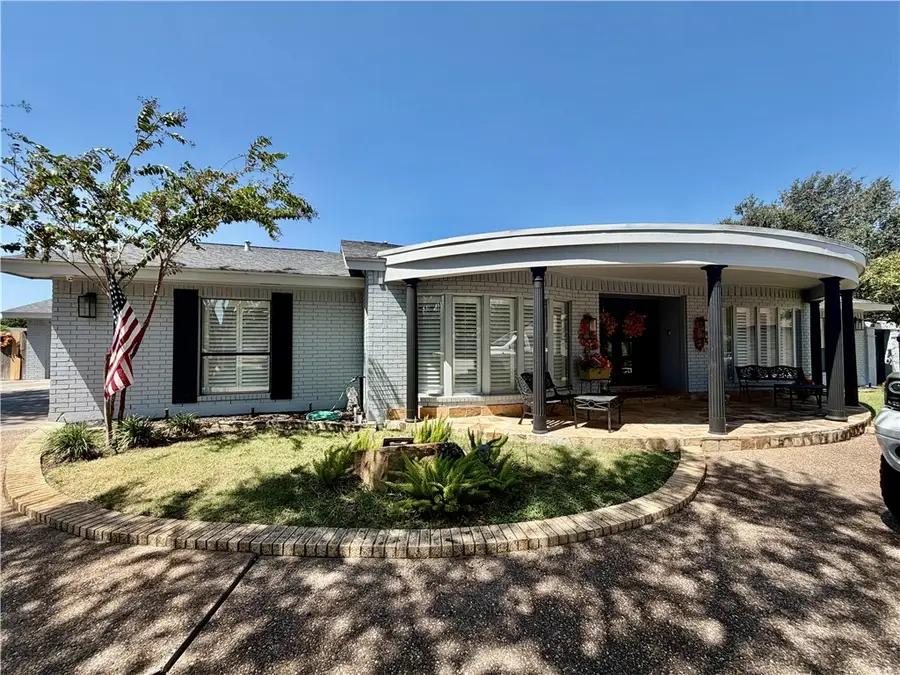 5017 Lost Creek Circle, Corpus Christi, TX 78413 - #2