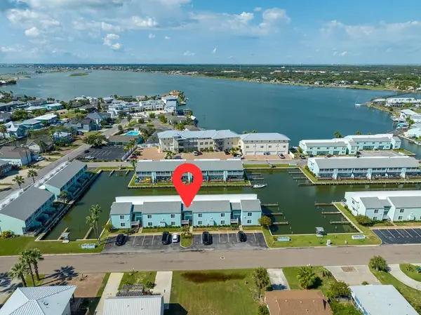709 Lauderdale Drive #709, Rockport, TX 78382