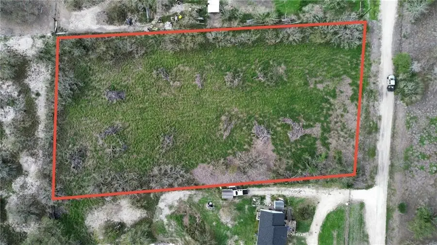 00 Theresia St, Robstown, TX 78380 - #3