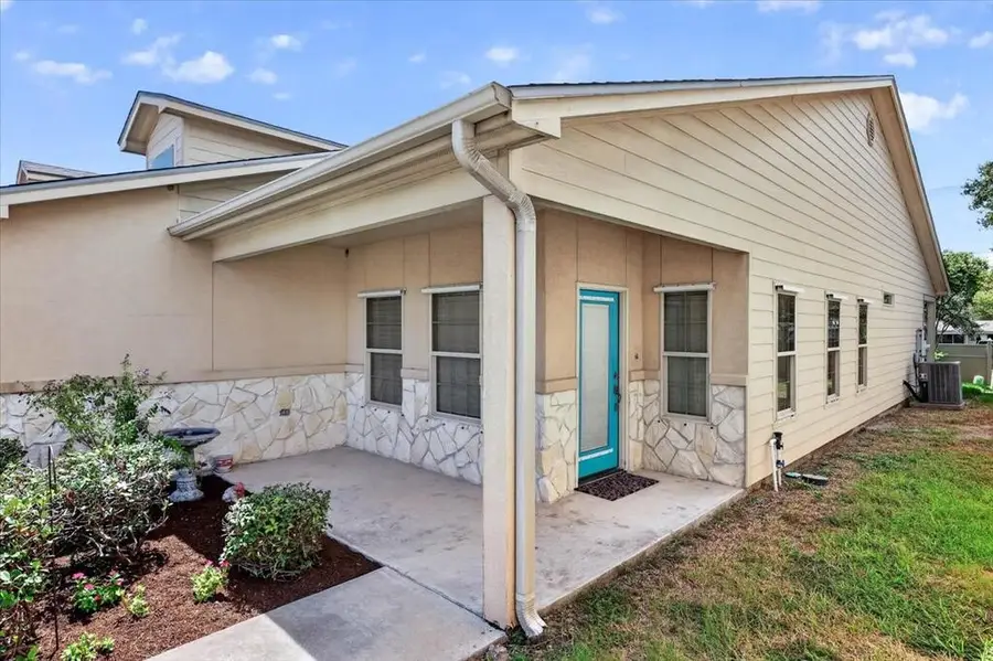 18 Olde Towne Highway, Rockport, TX 78382 - #3