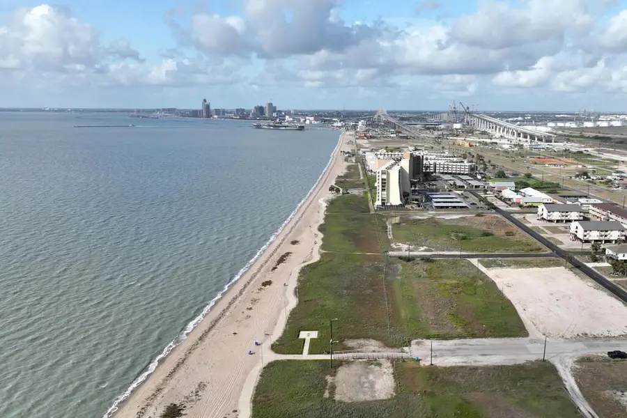 4421 N Shoreline Boulevard, Corpus Christi, TX 78402 - #2