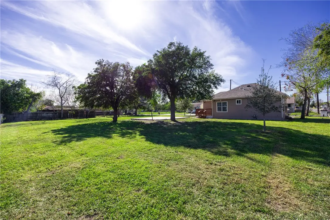 2401 Mary Street, Corpus Christi, TX 78405 - #1
