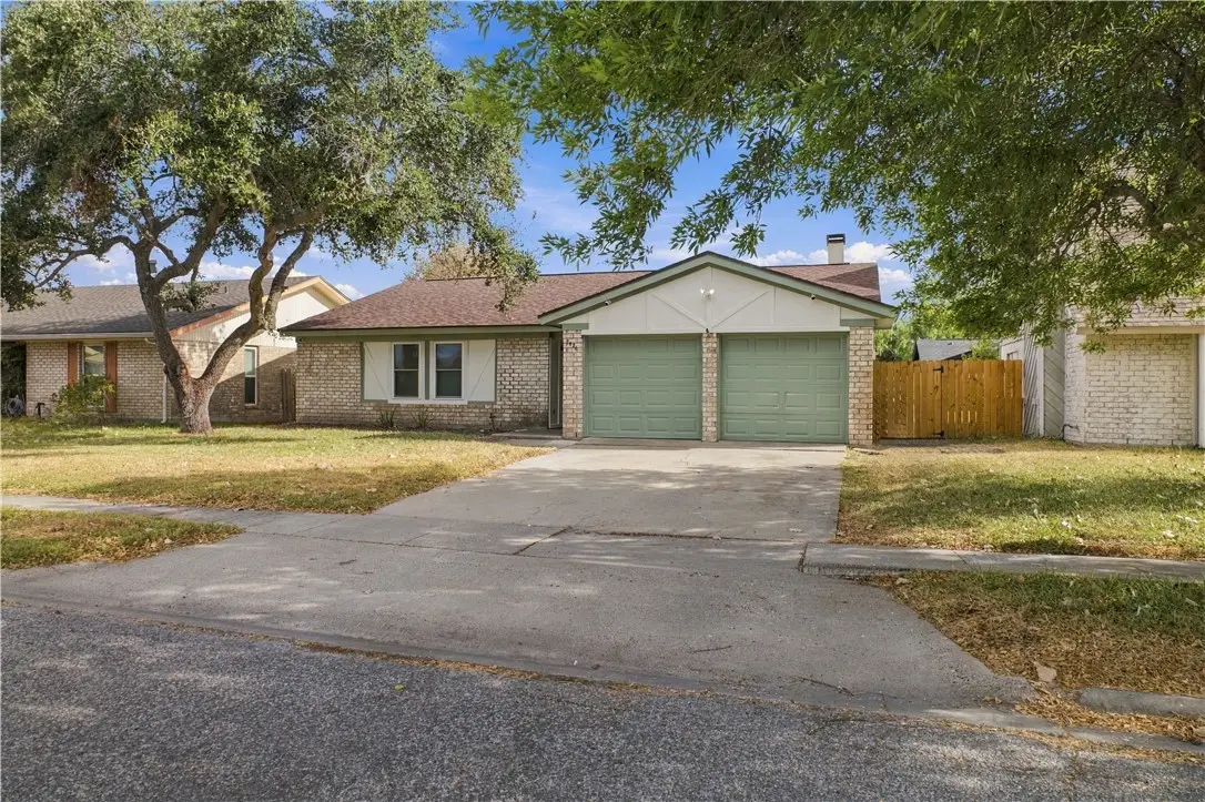 7426 Spitfire Drive, Corpus Christi, TX 78412 - #1