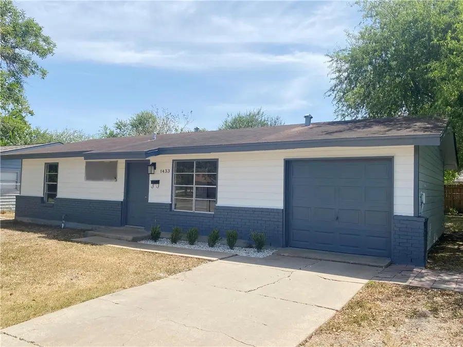 1433 Madrid Drive, Corpus Christi, TX 78416 - #3
