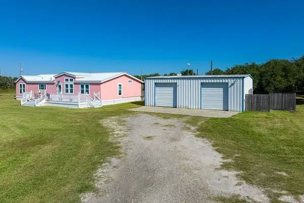 1140 W Beasley Avenue, Aransas Pass, TX 78336