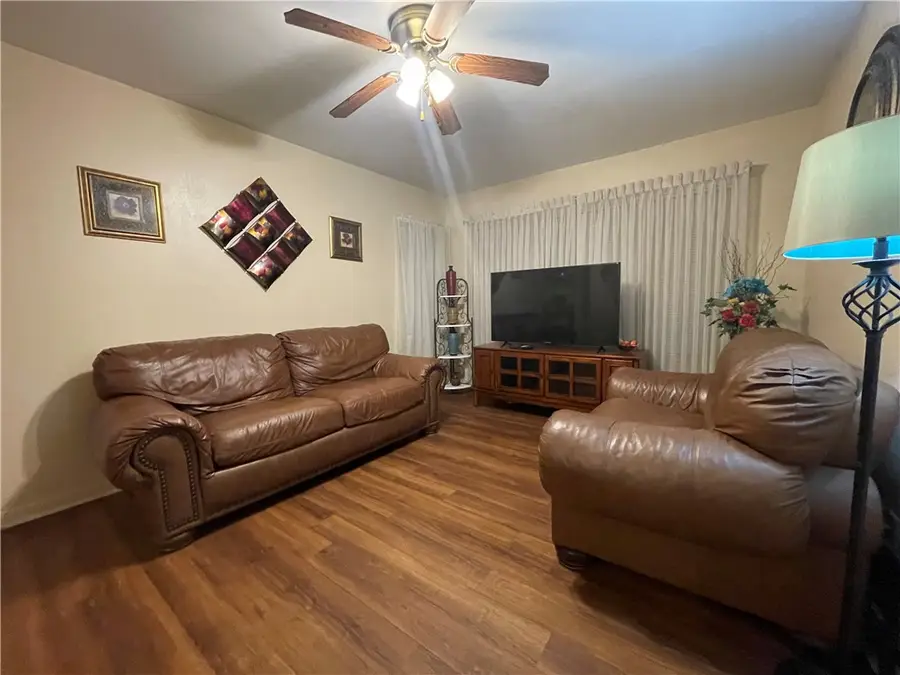 918 Anderson Street, Corpus Christi, TX 78411 - #3