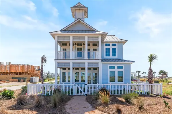 101 Sea Whip Lane, Port Aransas, TX 78373