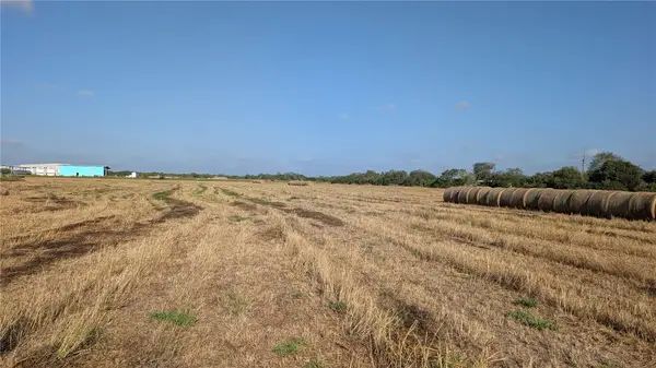0000 Mcmasers Road, Alice, TX 78332