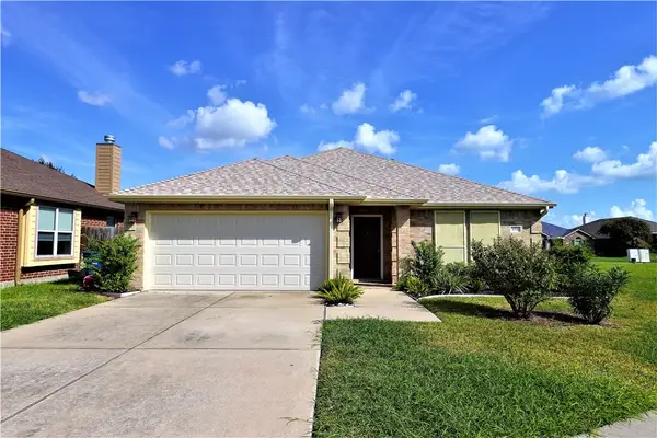 1014 Forest Oak Drive, Portland, TX 78374