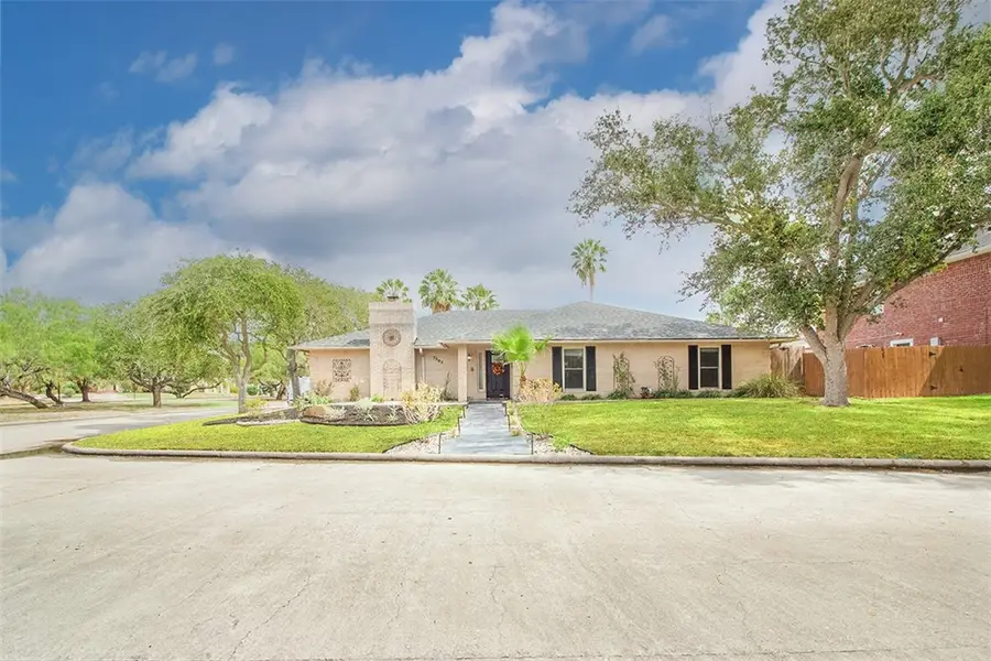 7002 Chiswick Drive, Corpus Christi, TX 78413 - #2