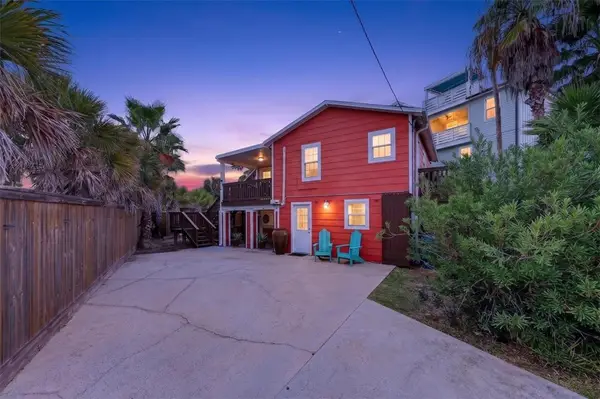 1625 S Station Street, Port Aransas, TX 78373
