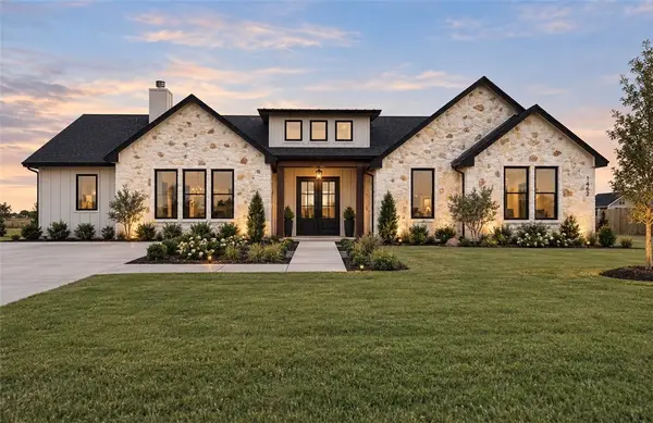 1462 Dos Estrellas Dr, Corpus Christi, TX 78415