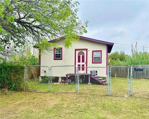 600 S Rachal Street, Sinton, TX 78387