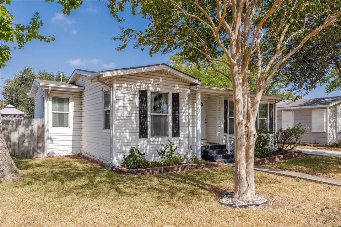 650 Sharon Drive, Corpus Christi, TX 78412 - #1