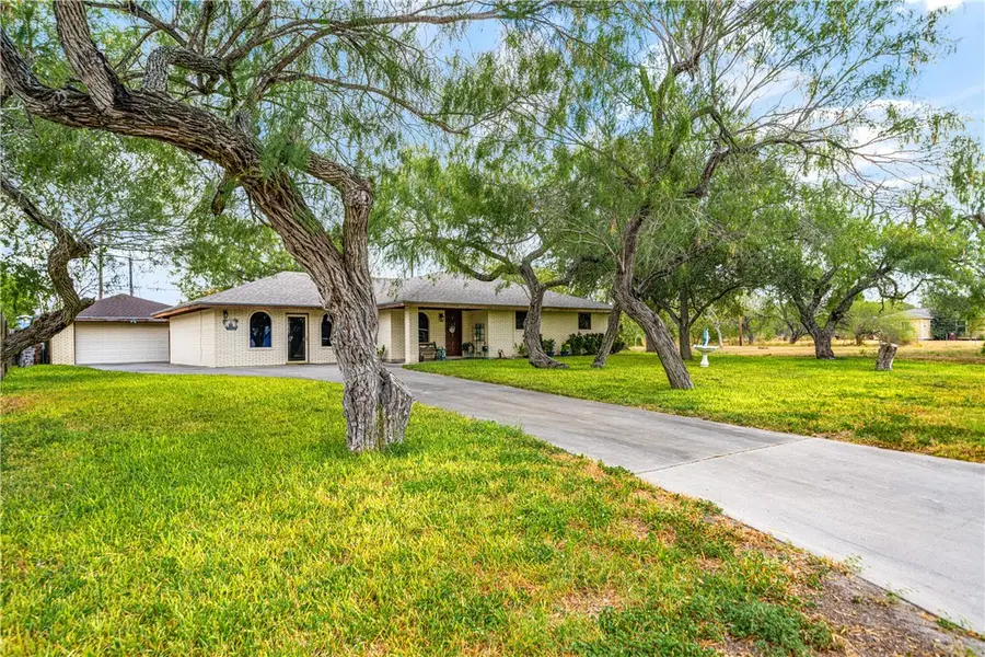 210 W Avenue D Avenue, Kingsville, TX 78363 - #2