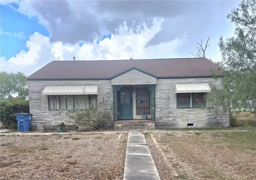 303 E Joyce Street, Bishop, TX 78343 - #1