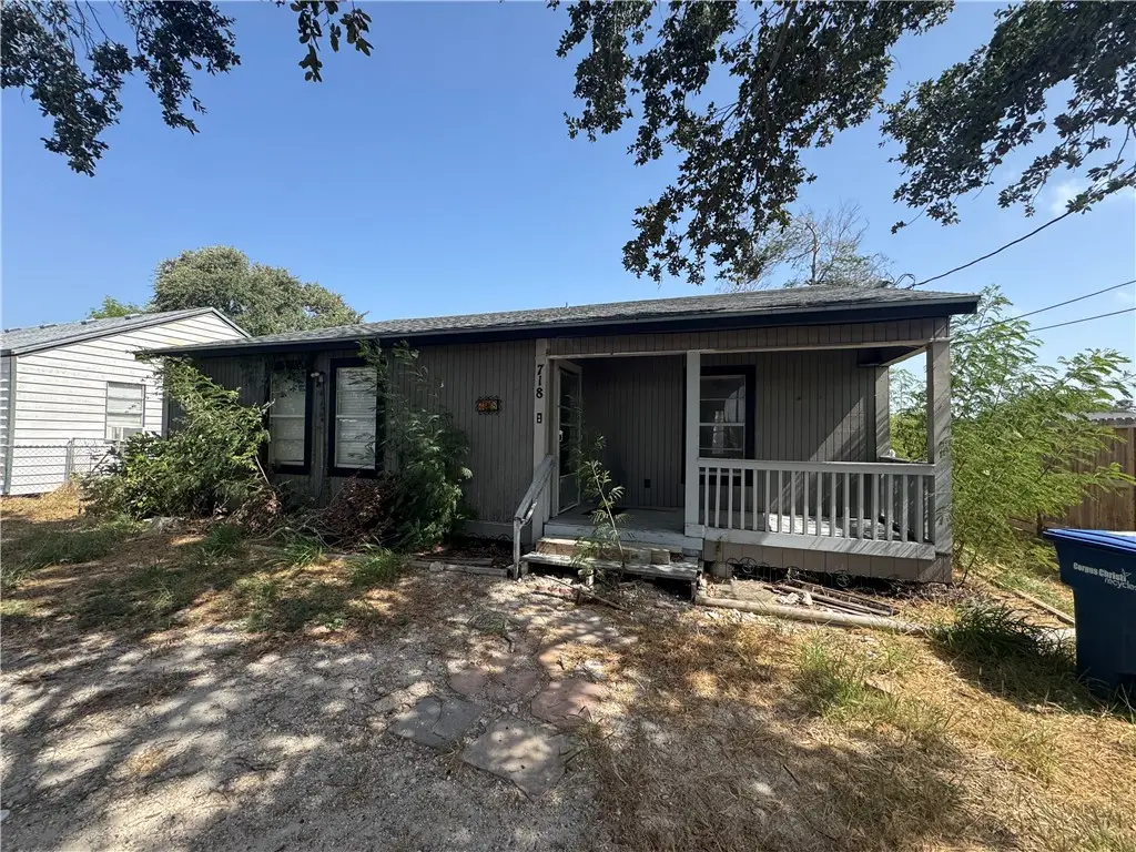 718 Webb Street, Corpus Christi, TX 78418 - #1