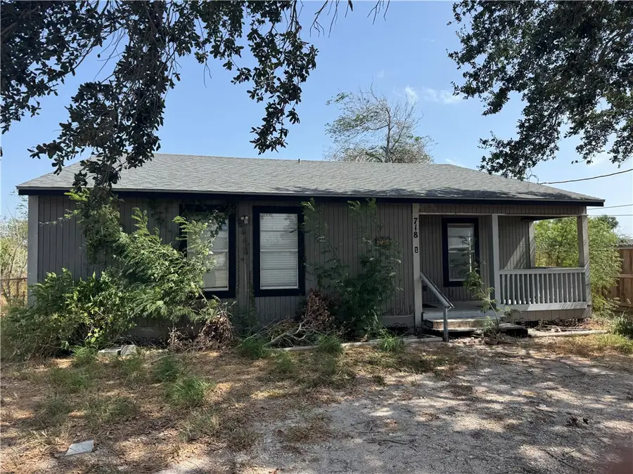 718 Webb Street, Corpus Christi, TX 78418 - #2