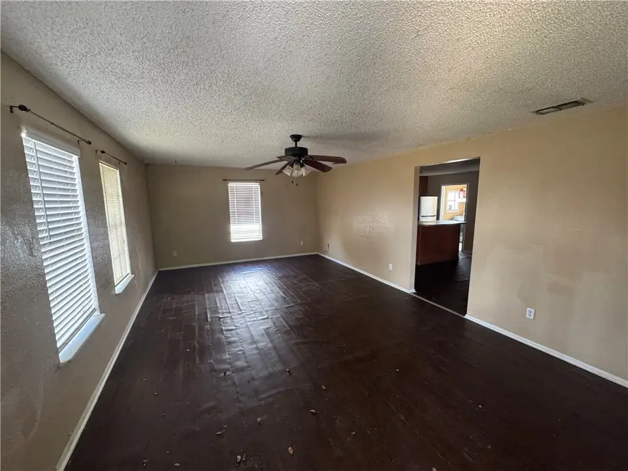 718 Webb Street, Corpus Christi, TX 78418 - #3