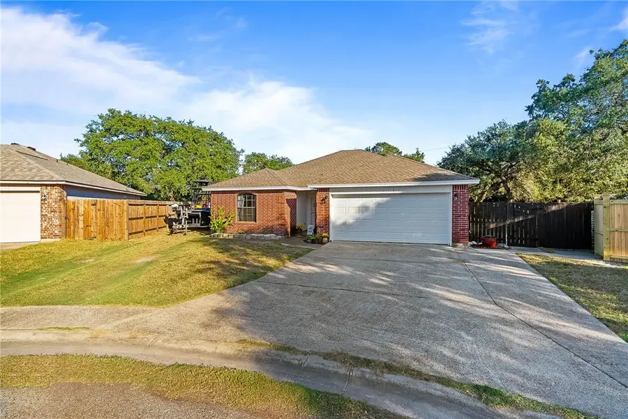 2141 Ridgewood Circle, Ingleside, TX 78362 - #2