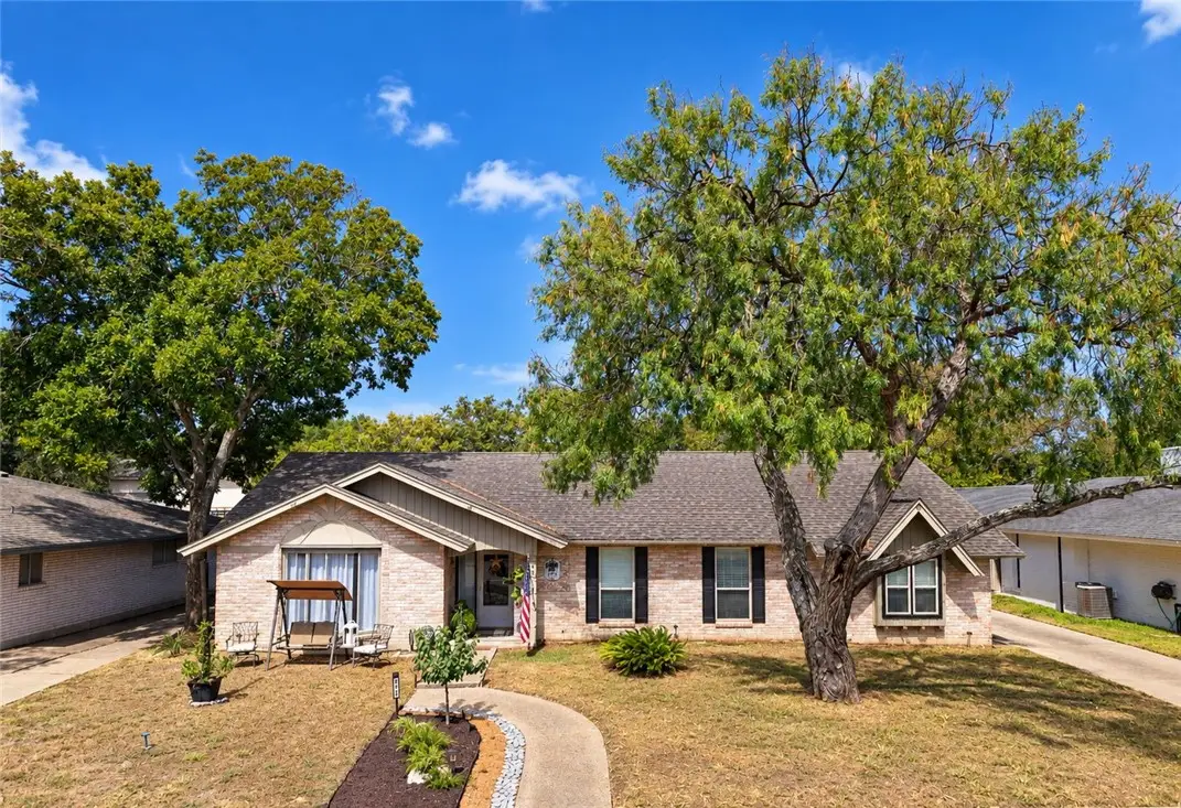 4318 Congressional Drive, Corpus Christi, TX 78413 - #1